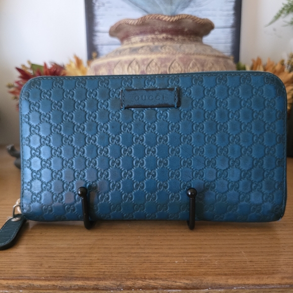 Gucci Guccisimi Long Zip around wallet in Deep teal. VGUC - Picture 1 of 14